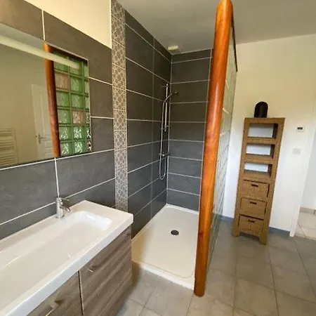 Prázdninový dům Lemarinel *